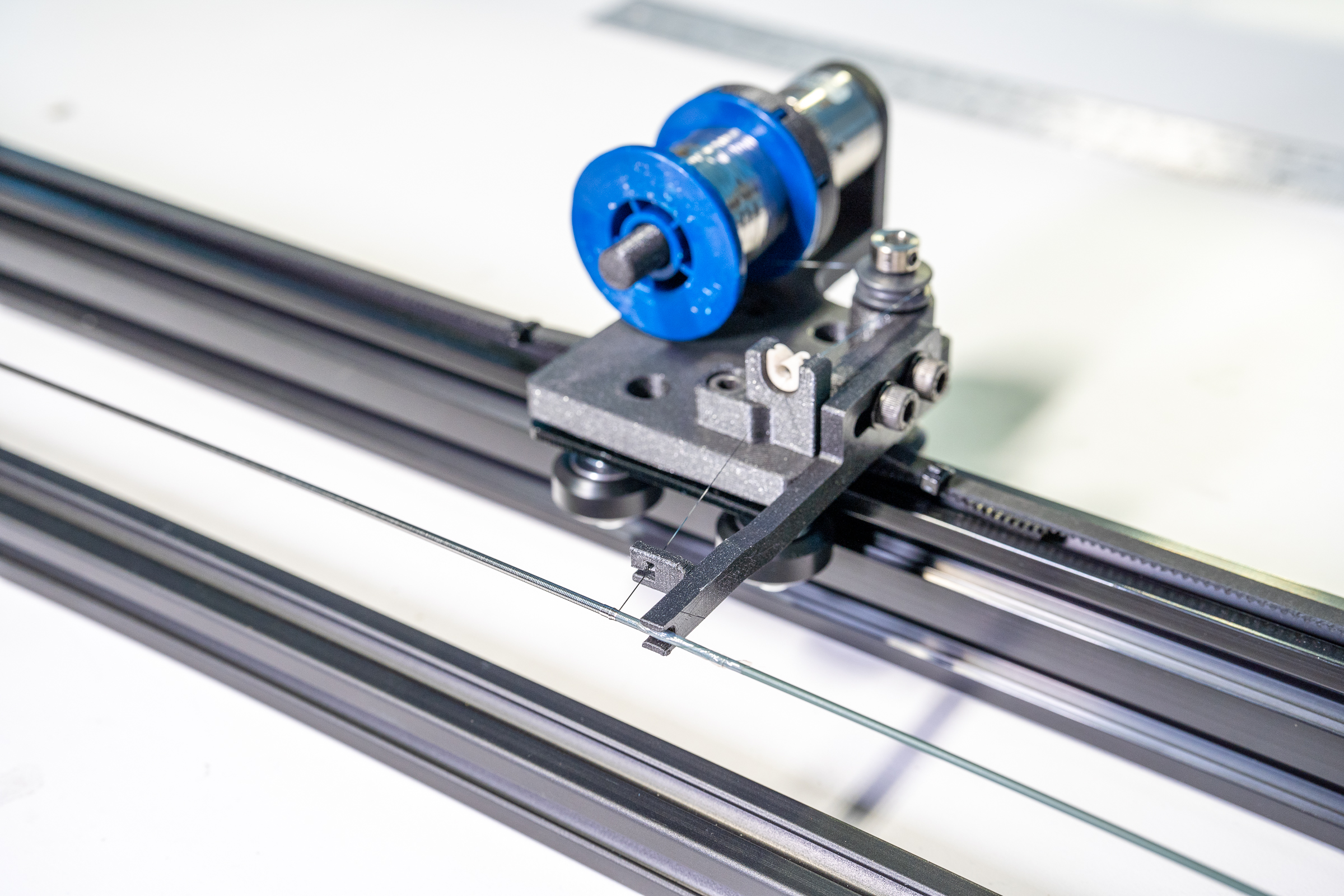 custom medical coiler fine wire – close up